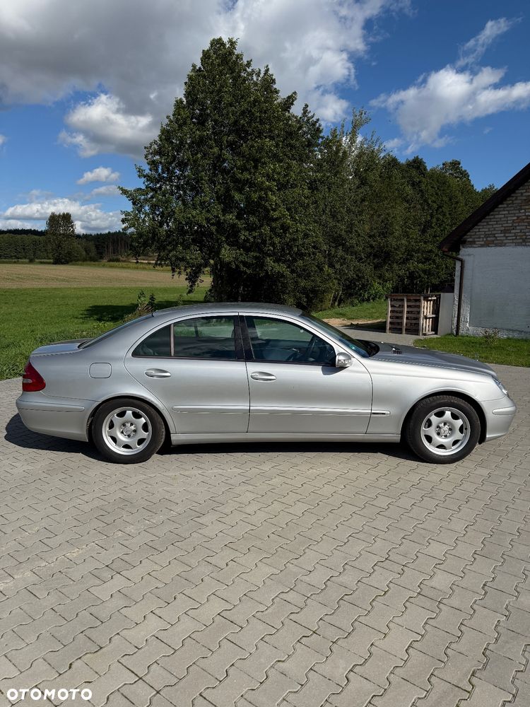 Mercedes-Benz Klasa E 220 CDI Classic - 4