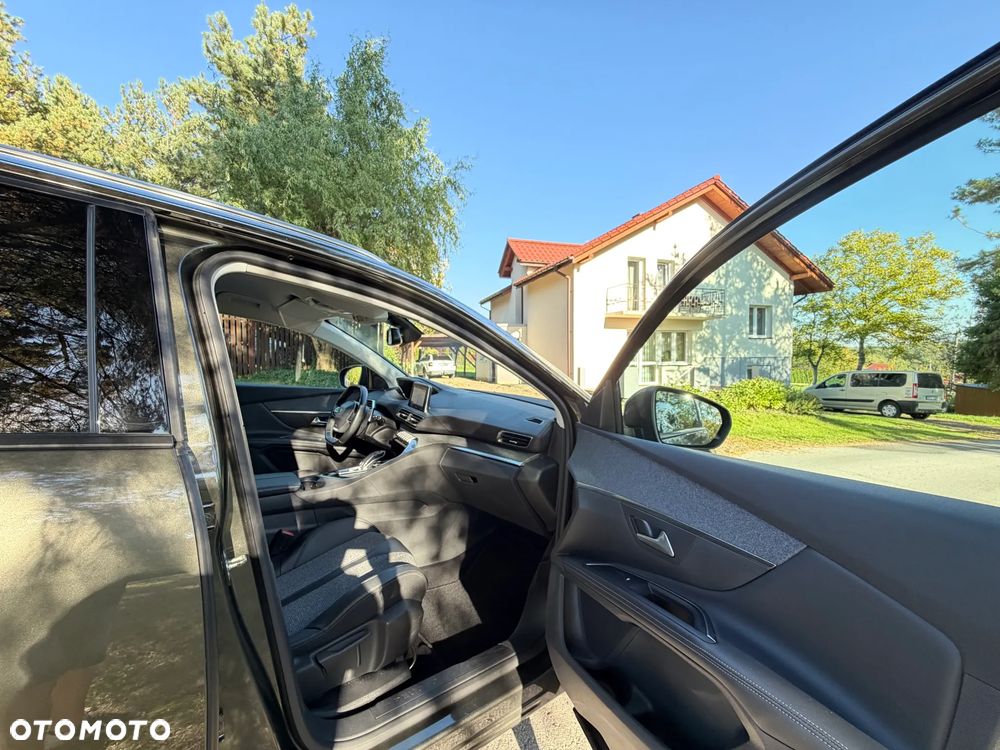 Peugeot 5008 BlueHDi 130 EAT8 Allure Pack - 24