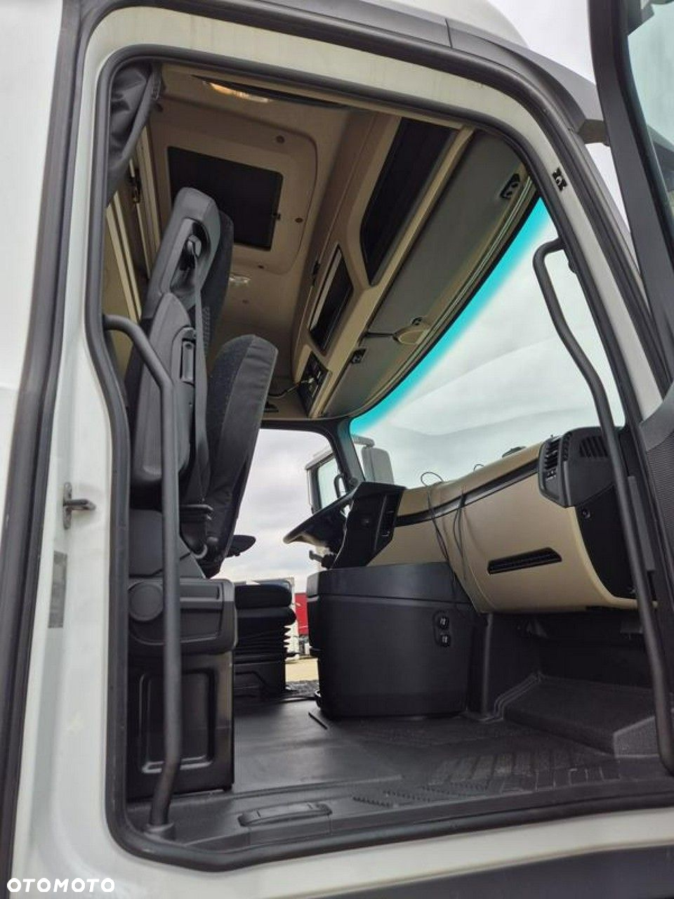 Mercedes-Benz Actros - 15