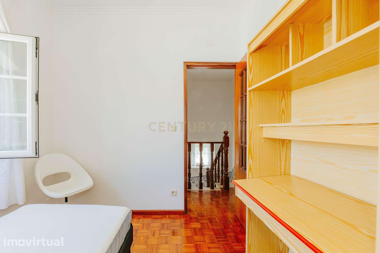 Quarto Confortável em Moradia T3 - Ambiente Estudantil. - Grande imagem: 3/26