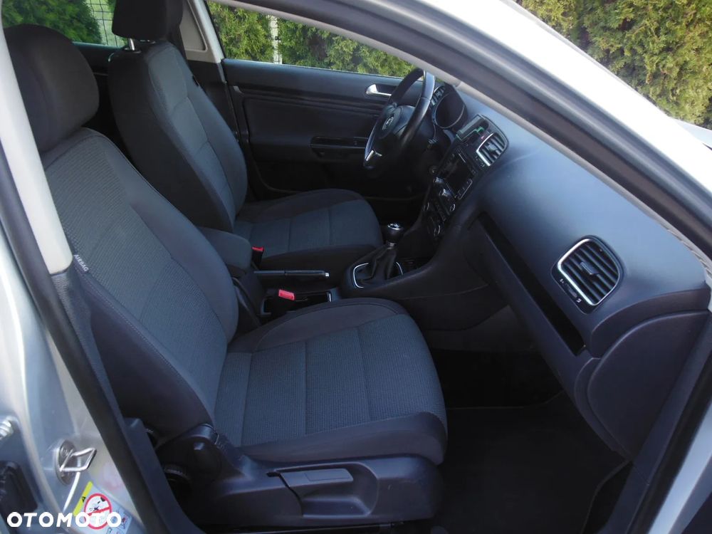 Volkswagen Golf 1.2 TSI BlueMotion Technology Comfortline - 23
