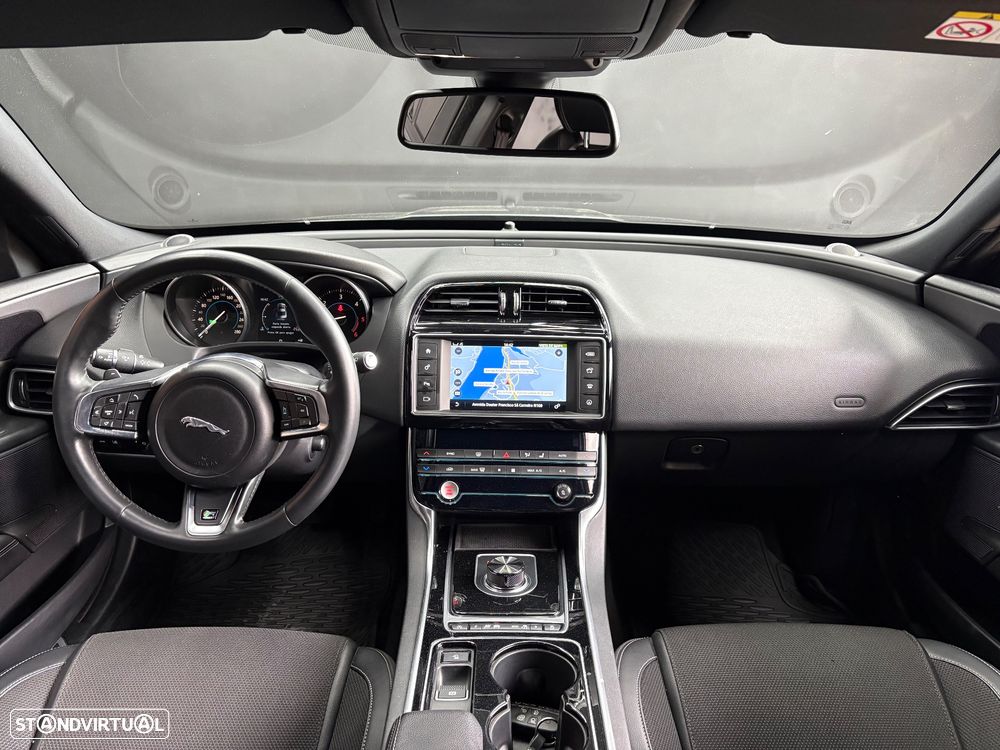Jaguar XE 20d Aut. R-Sport - 10