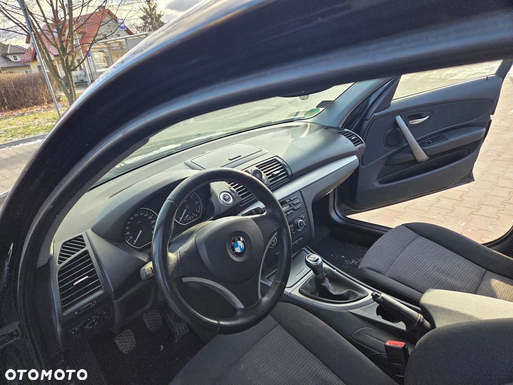 BMW Seria 1 116i - 12