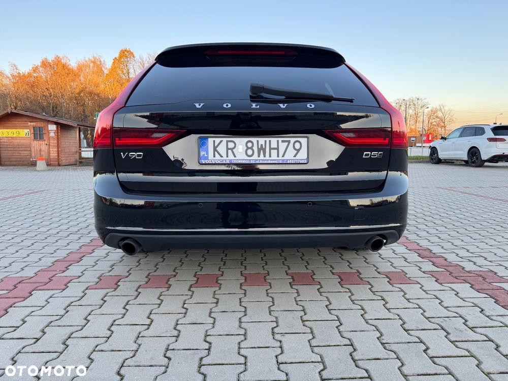 Volvo V90 D5 AWD Momentum - 4