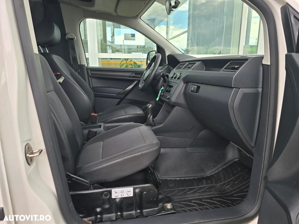 Volkswagen Caddy Maxi - 11