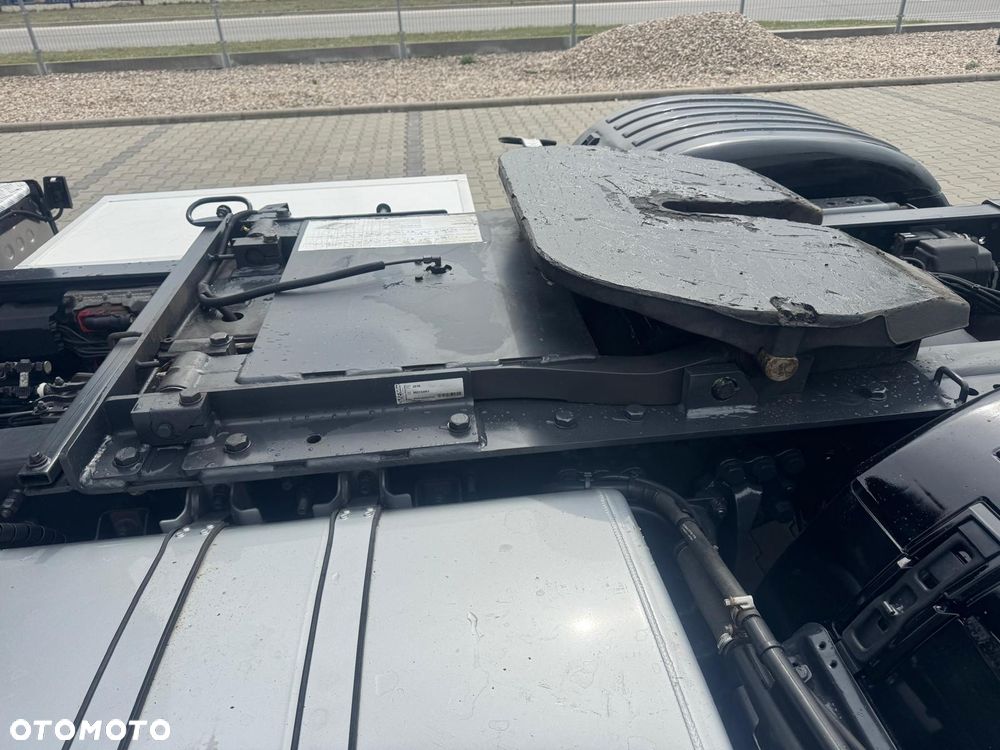 Scania P410/ MEGA LOWDECK/ RUCHOME SIODŁO/ 240Tyskm/ ZAWIESZENIE FULL PODUSZKA/ FULL LEDY/ KLIMA POSTOJOWA - 5