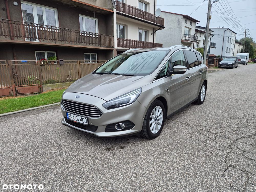 Ford S-Max 2.0 TDCi Titanium PowerShift - 1