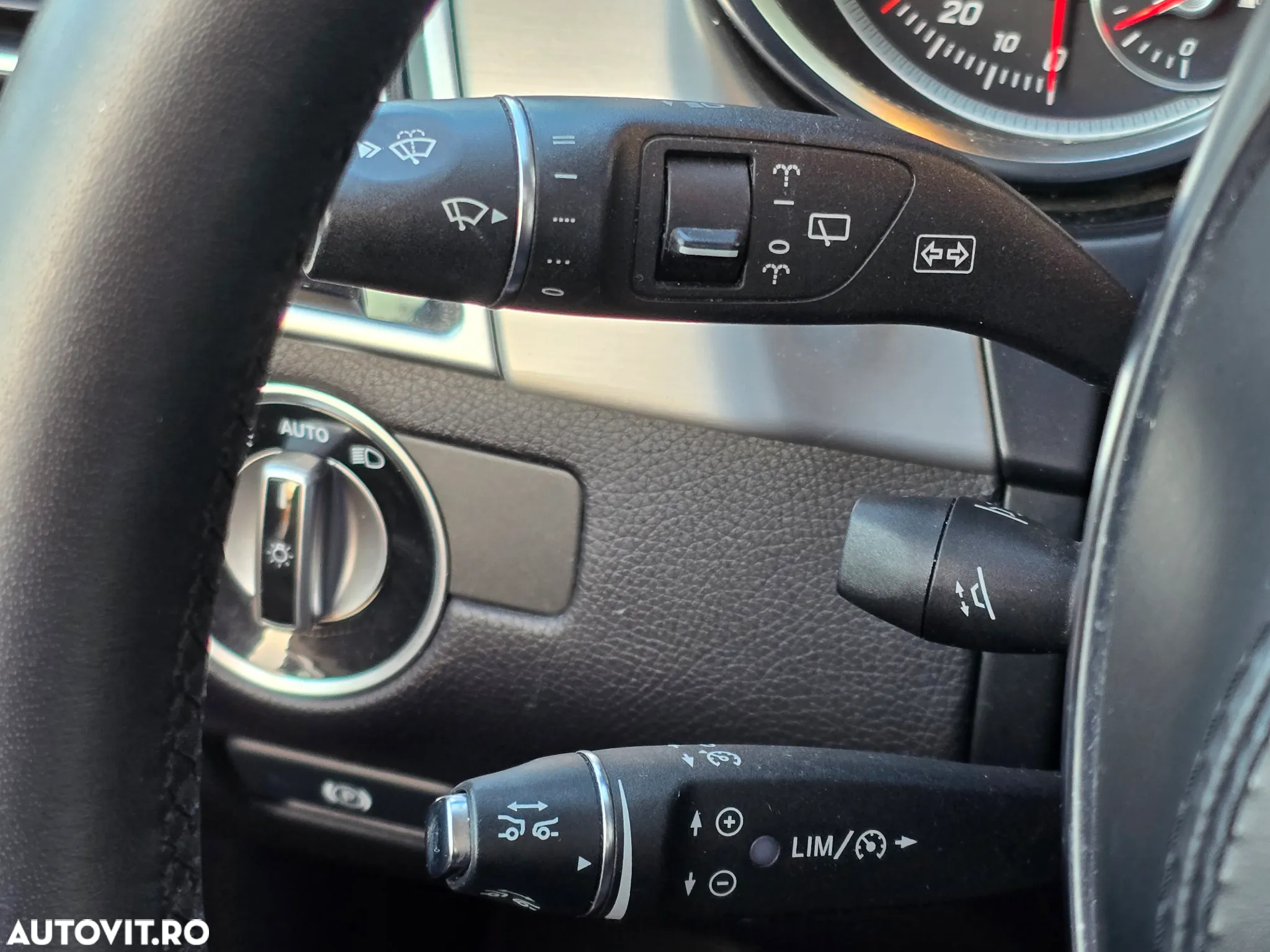Mercedes-Benz GLS - 21