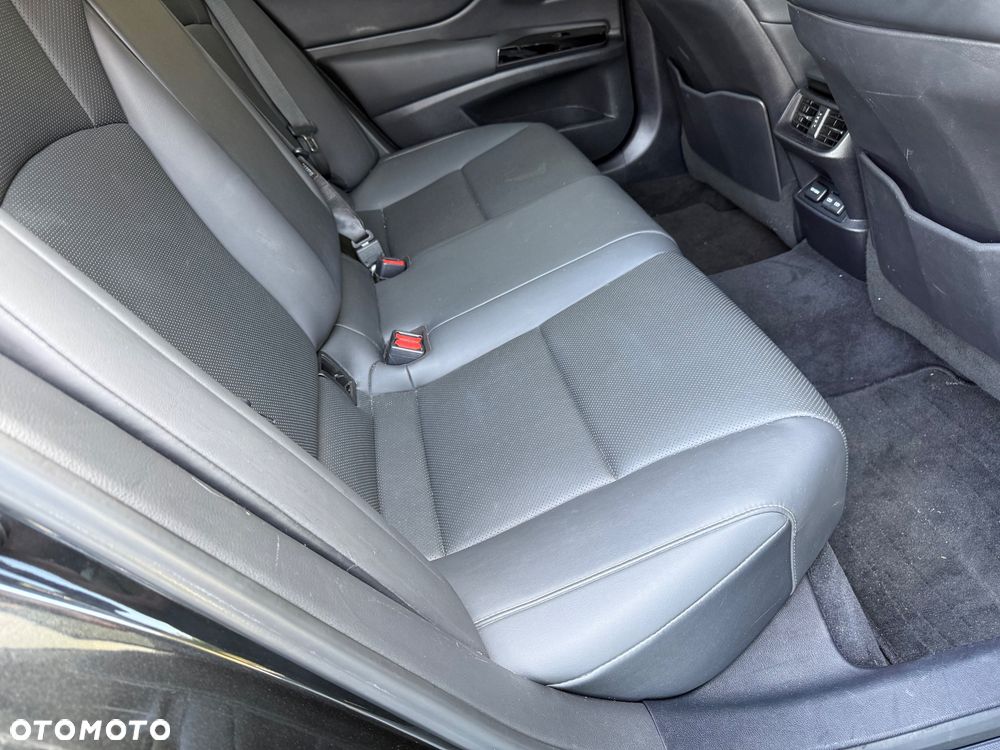 Lexus ES - 32