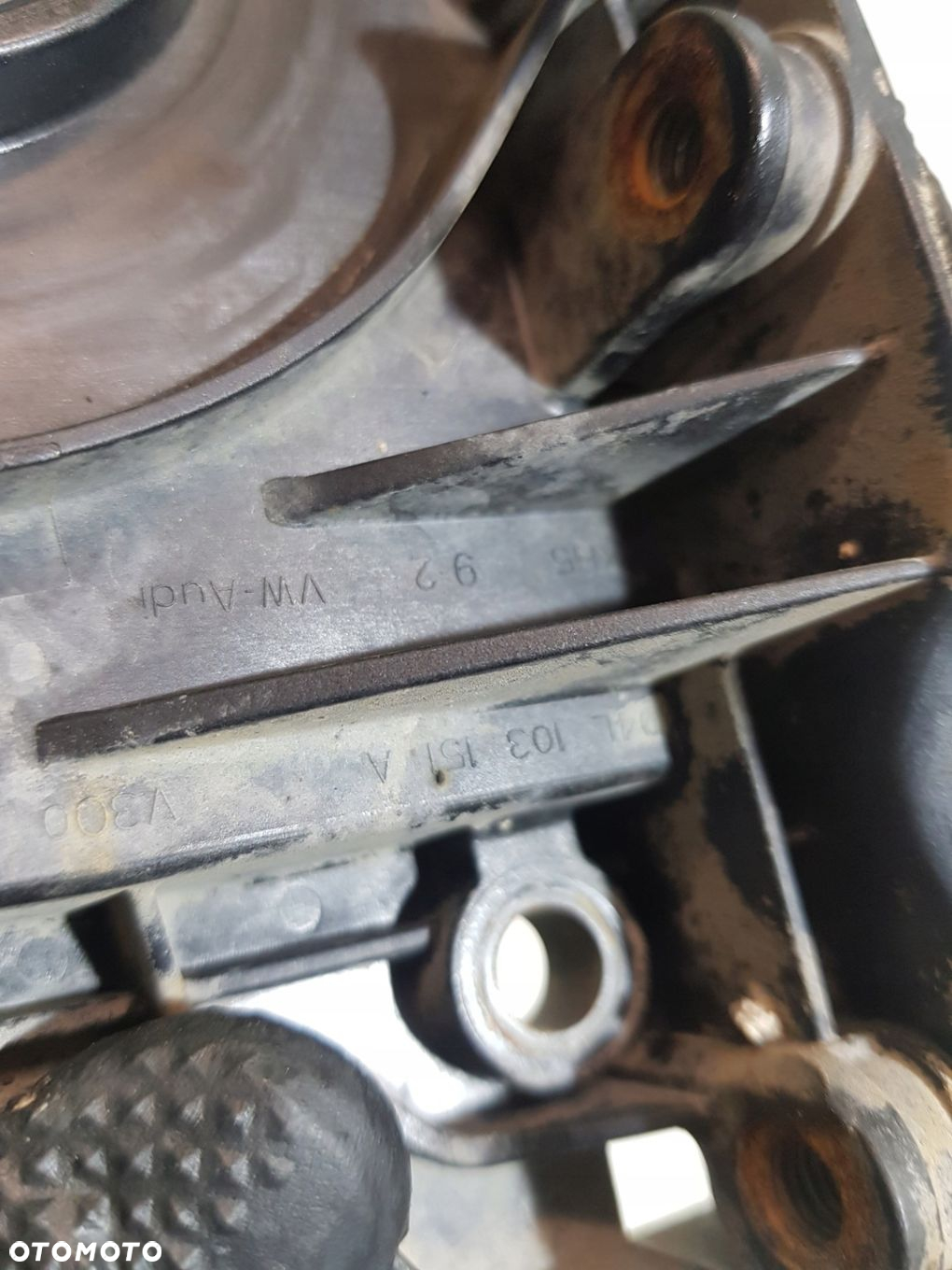 USZCZELNIACZ WAŁU 04L103151A VW AUDI SKODA 2.0 TDI - 4
