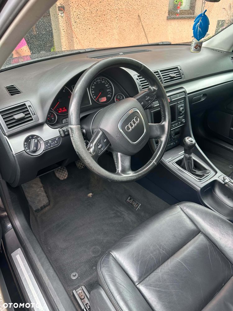 Audi A4 Avant - 6