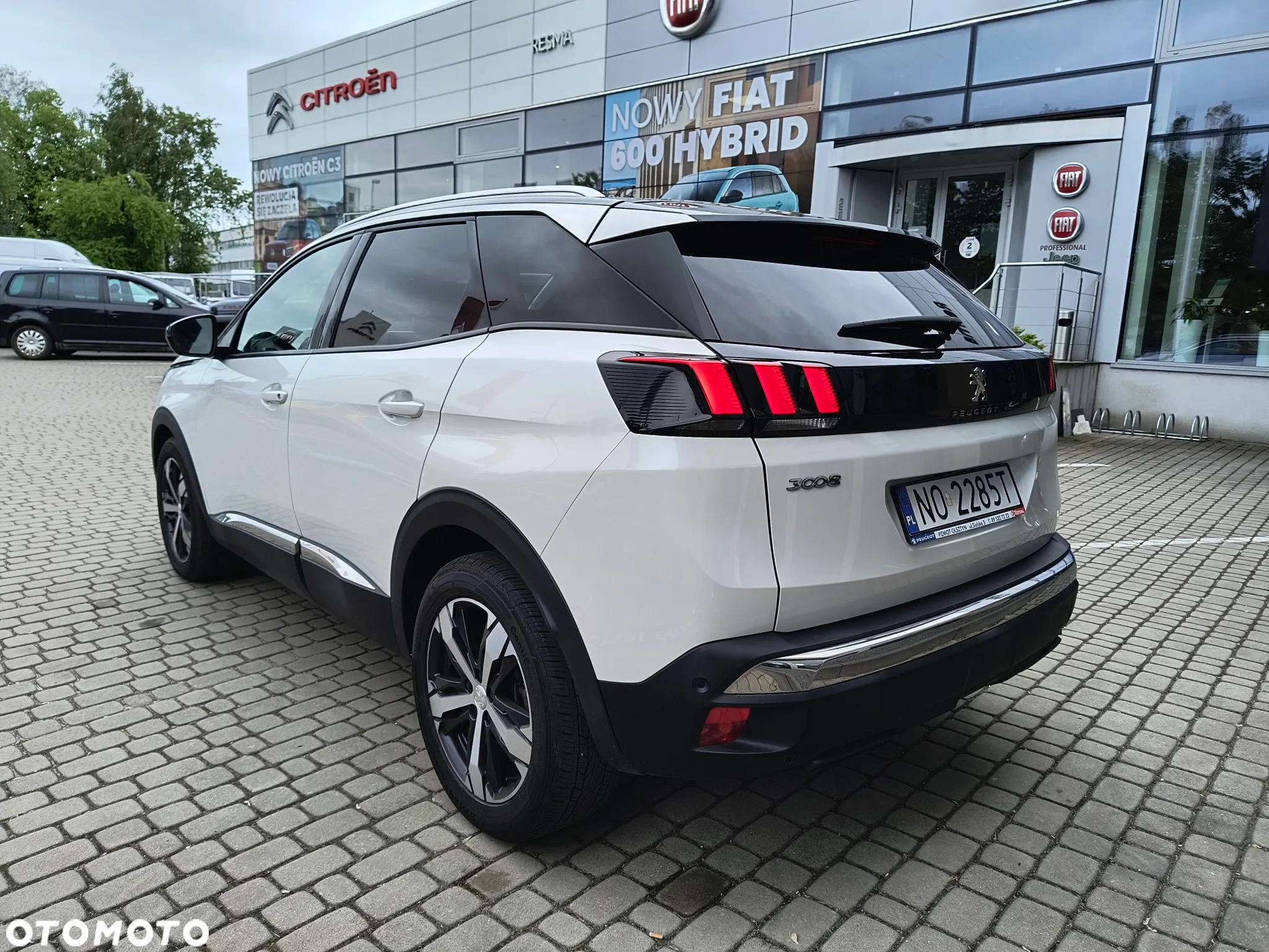 Peugeot 3008 1.2 PureTech Allure S&S - 4