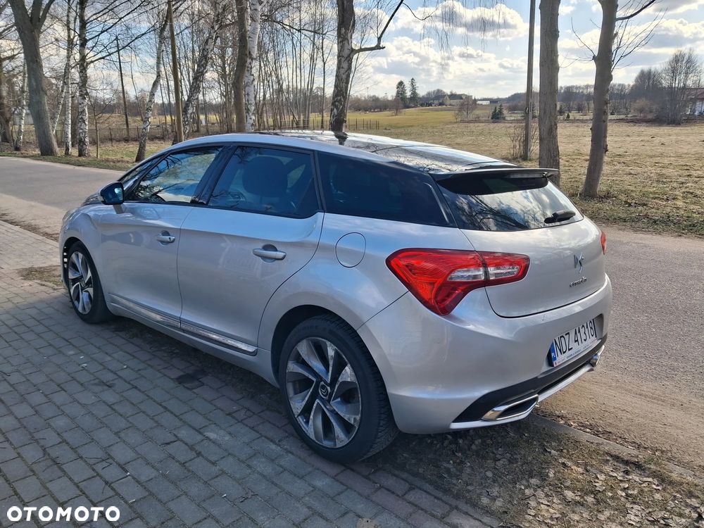 Citroën DS5 HDi 165 SportChic - 12