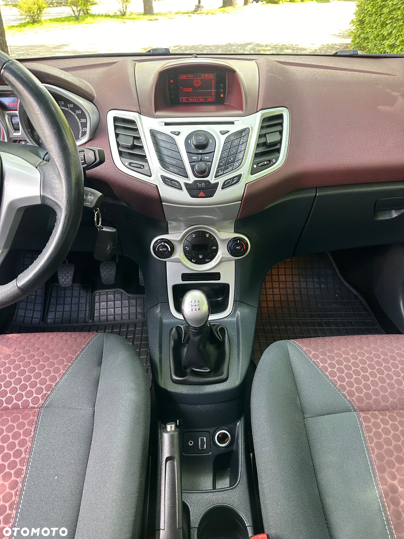 Ford Fiesta 1.6 TDCi DPF Titanium - 26