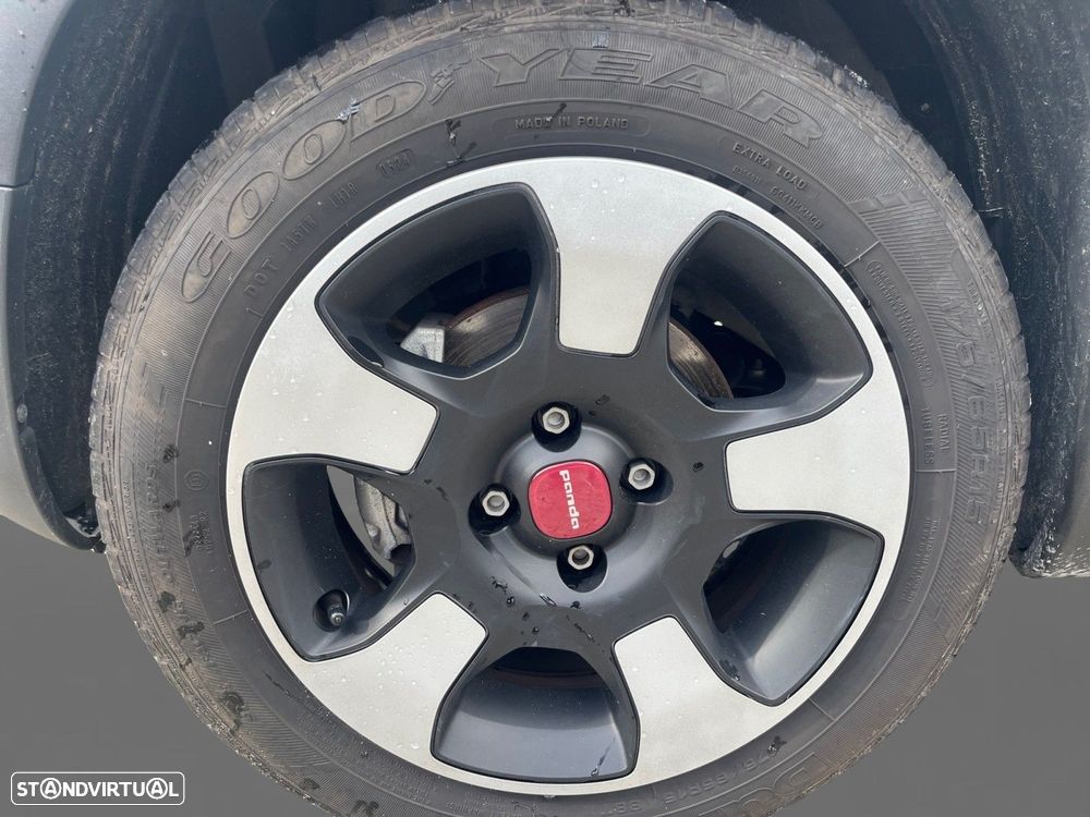 Fiat Panda 1.0 Hybrid City Cross — fotografia 14