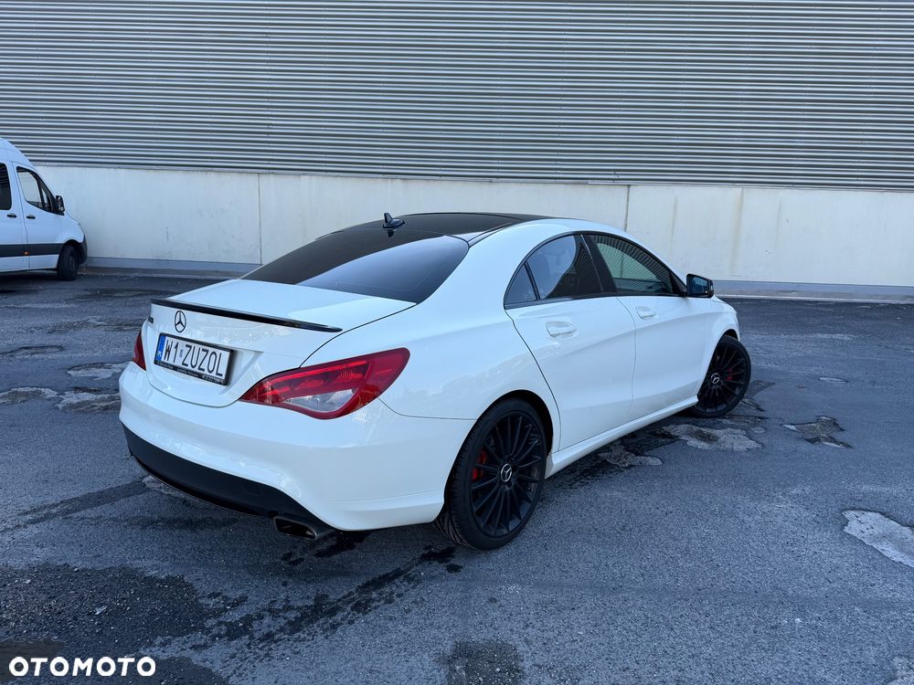 Mercedes-Benz CLA 250 4-Matic - 5