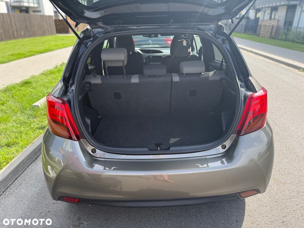 Toyota Yaris 1.5 VVT-i Comfort mit Design Paket - 3