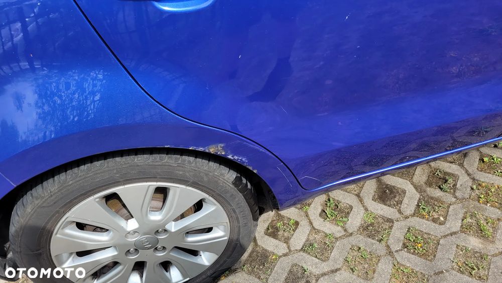 Kia Rio 1.2 Dream Team Edition - 3