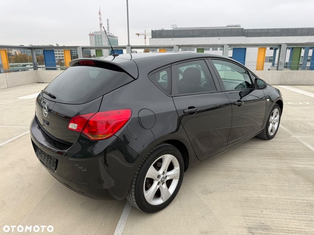 Opel Astra 1.6 Edition 150 - 4