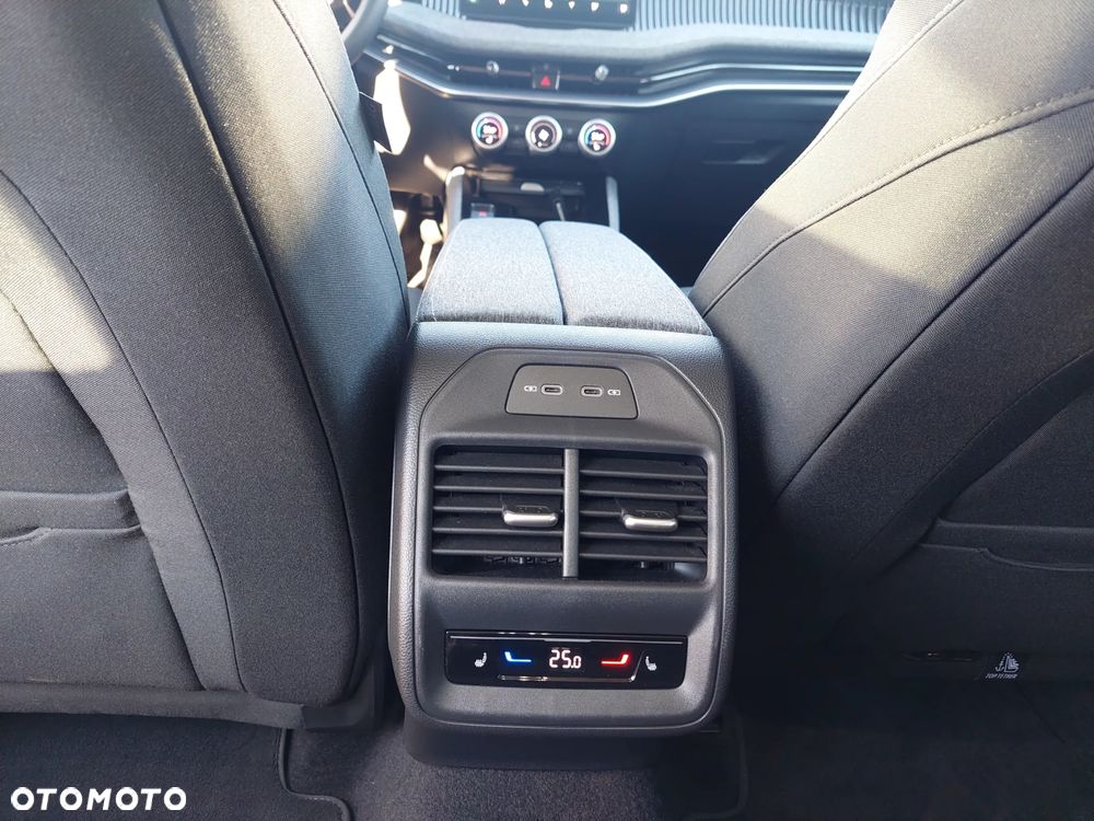 Skoda Superb 2.0 TSI 4x4 Selection DSG - 35