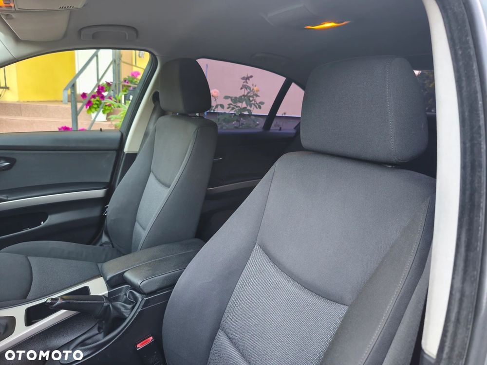 BMW Seria 3 - 14