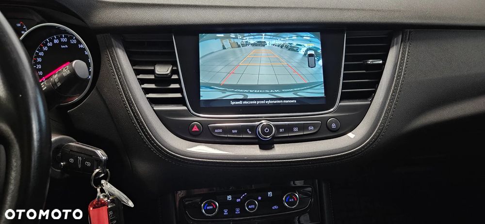 Opel Grandland X 1.2 T GPF Elegance Business Pack S&S - 11