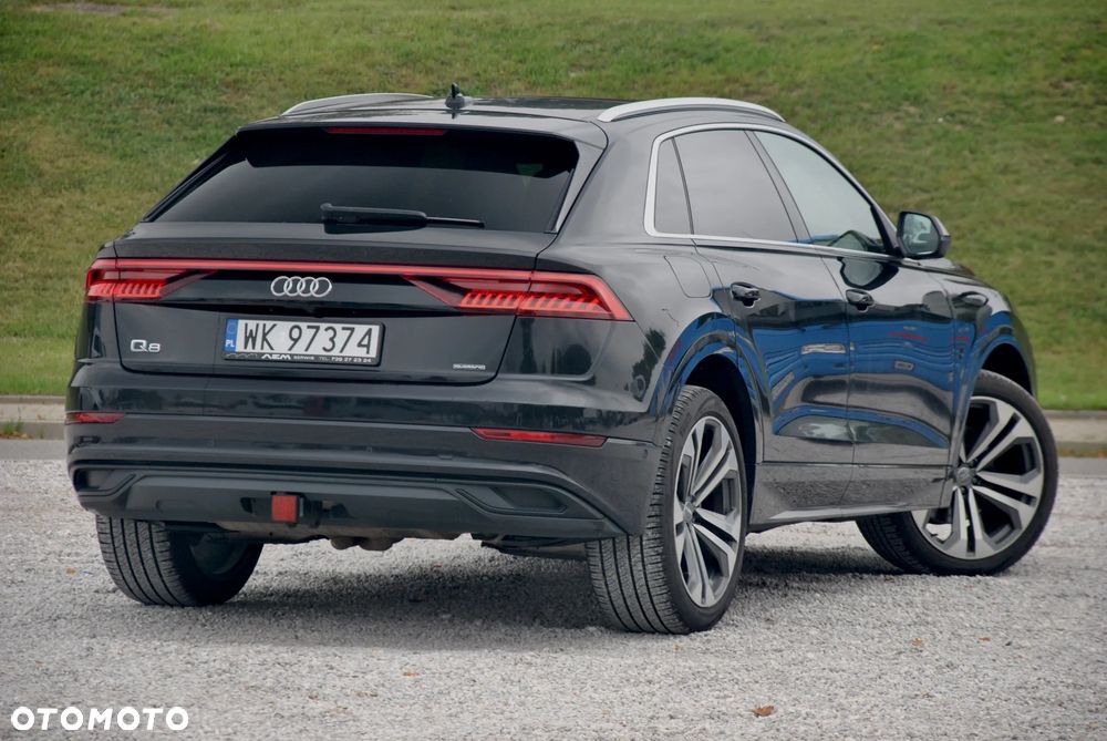 Audi Q8 55 TFSI quattro tiptronic - 6