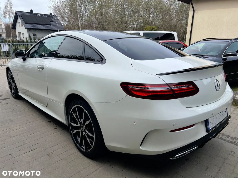 Mercedes-Benz Klasa E 220 d 4-Matic AMG - 12