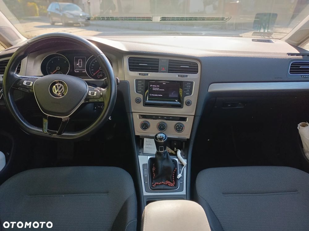 Volkswagen Golf VII 1.6 TDI BMT Comfortline - 10