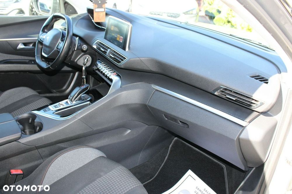 Peugeot 3008 - 21
