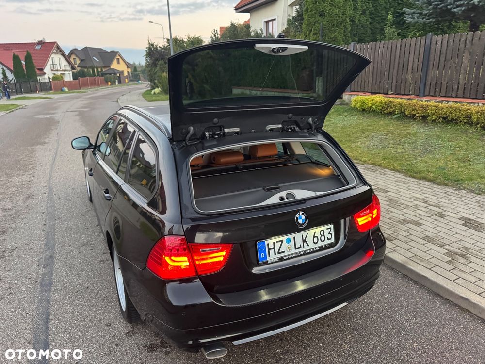 BMW Seria 3 320d Touring Sport-Aut Luxury Line - 18