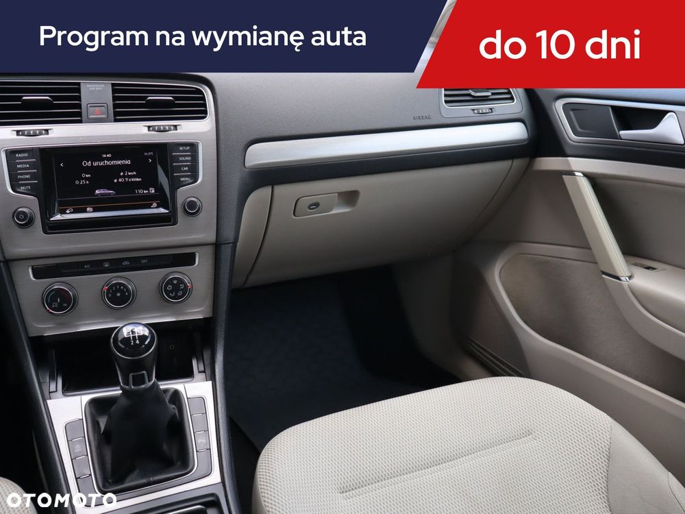 Volkswagen Golf Variant - 10