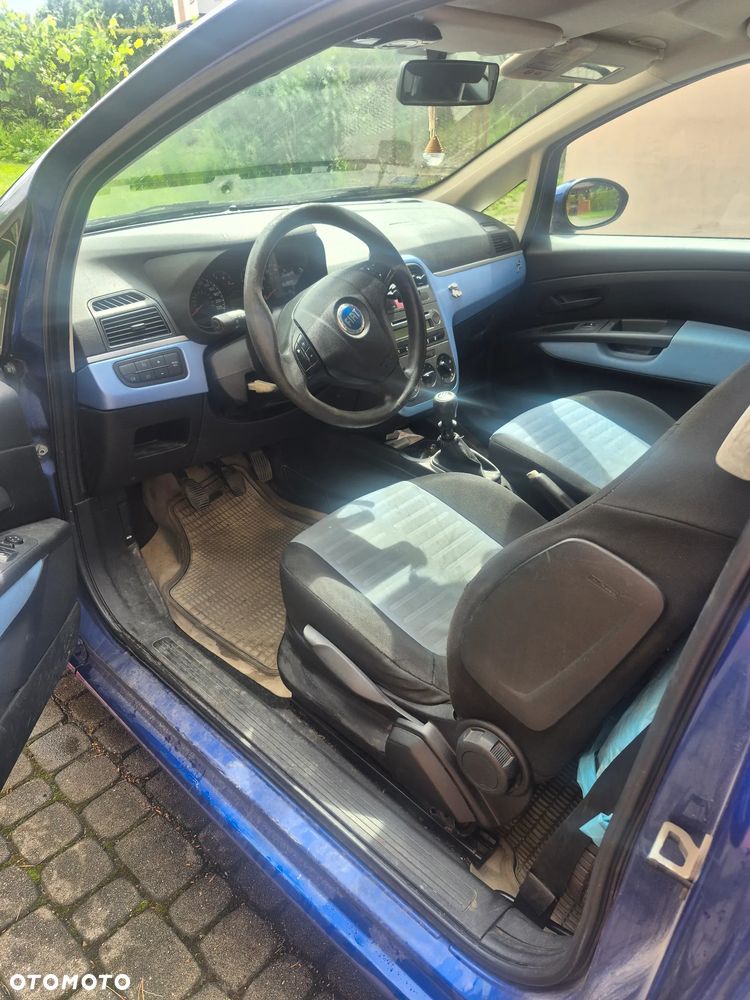 Fiat Punto 1.2 8V - 6