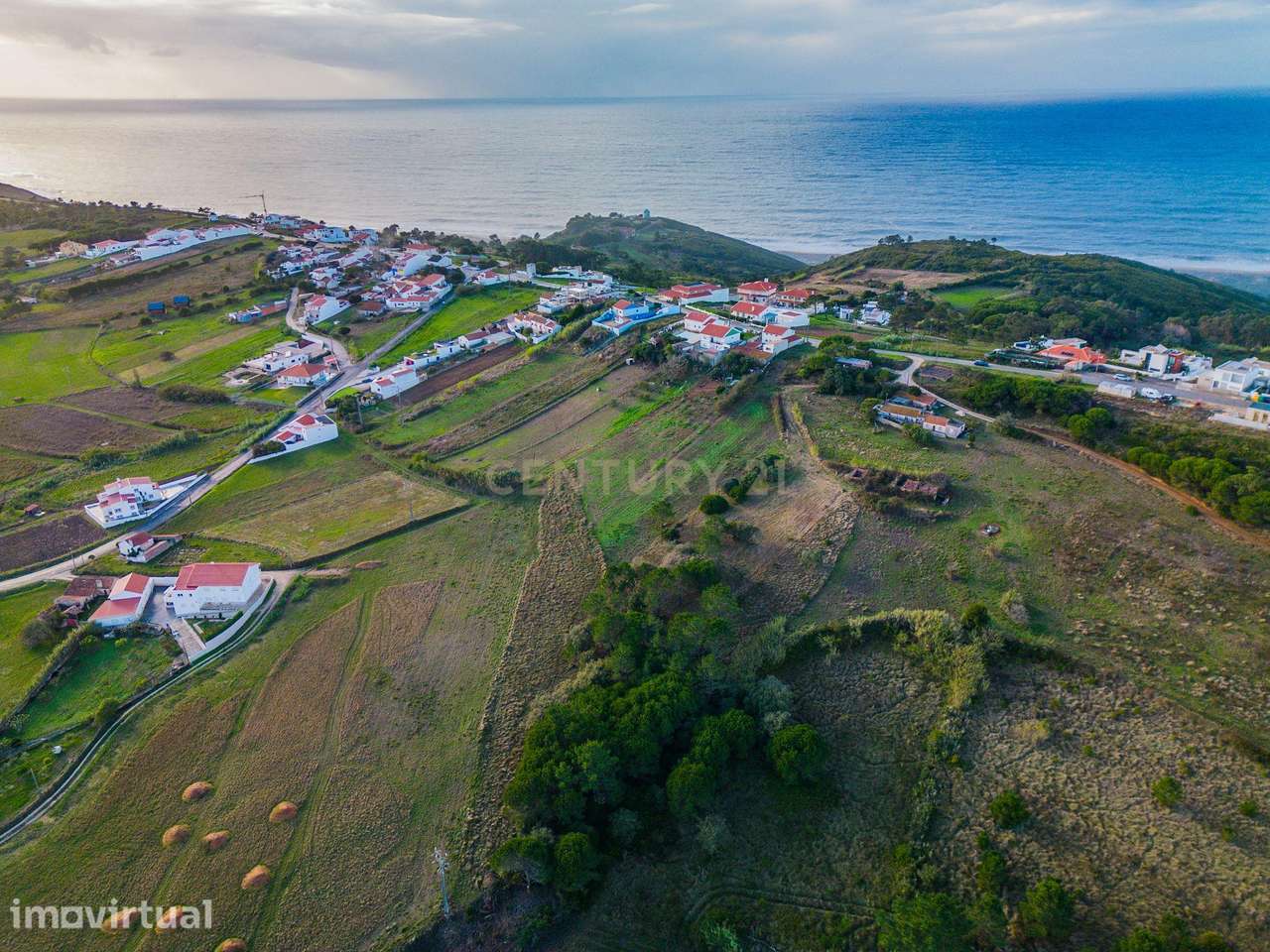 Terreno na Nazaré - Grande imagem: 4/21