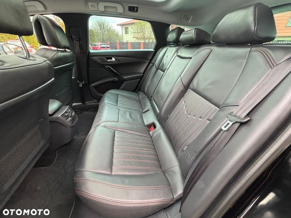 Peugeot 508 RXH 2.0 HDi HYbrid4 - 37
