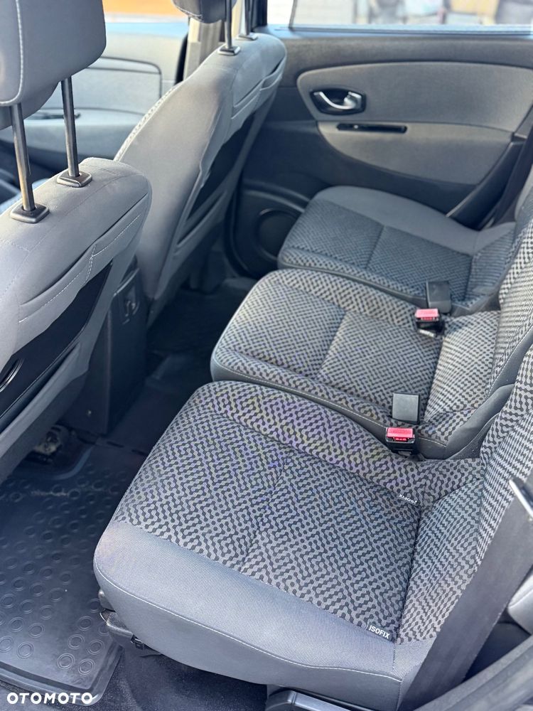 Renault Scenic - 10