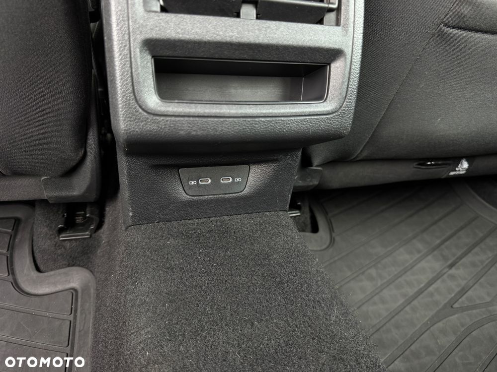 Volkswagen Golf 2.0 TDI United - 18