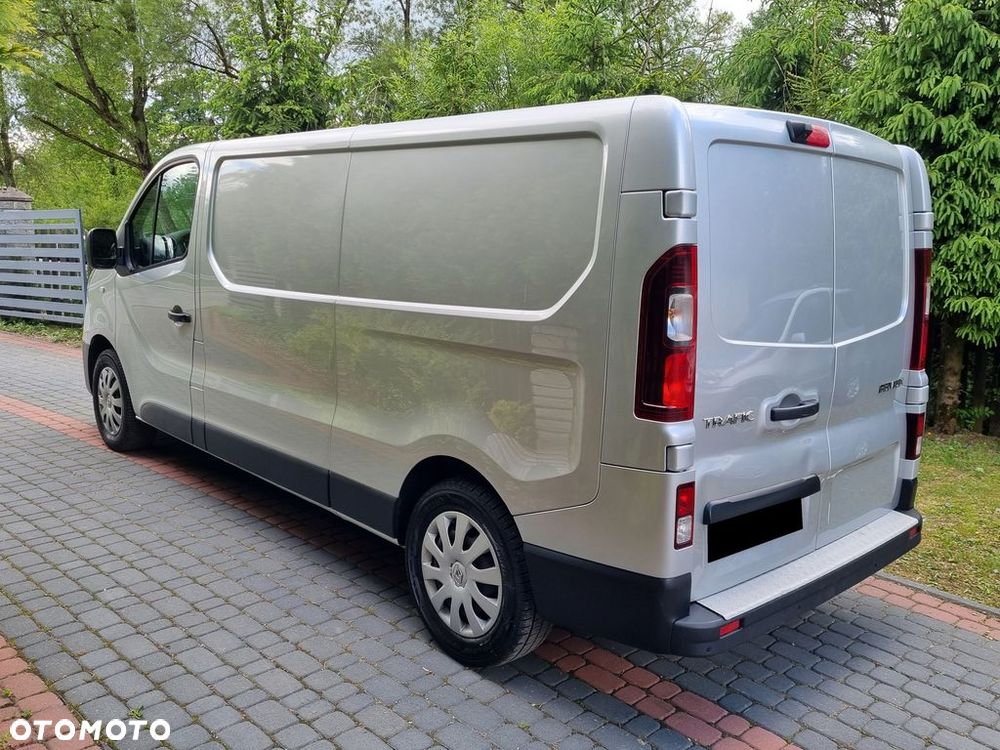Renault Trafic Grand 2.0 dCi EDC - 3