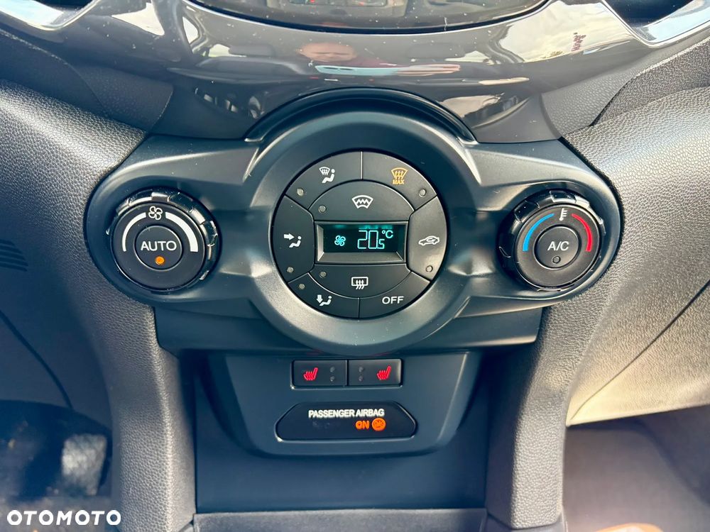 Ford EcoSport 1.0 EcoBoost TITANIUM - 10