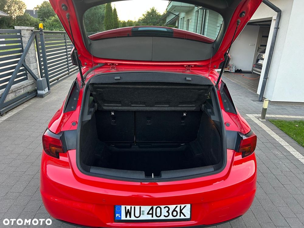 Opel Astra 1.4 T Dynamic S&S - 11