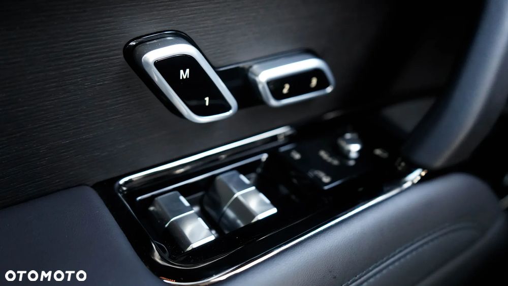 Land Rover Range Rover Sport S 3.0 D HSE Dynamic Stealth - 25