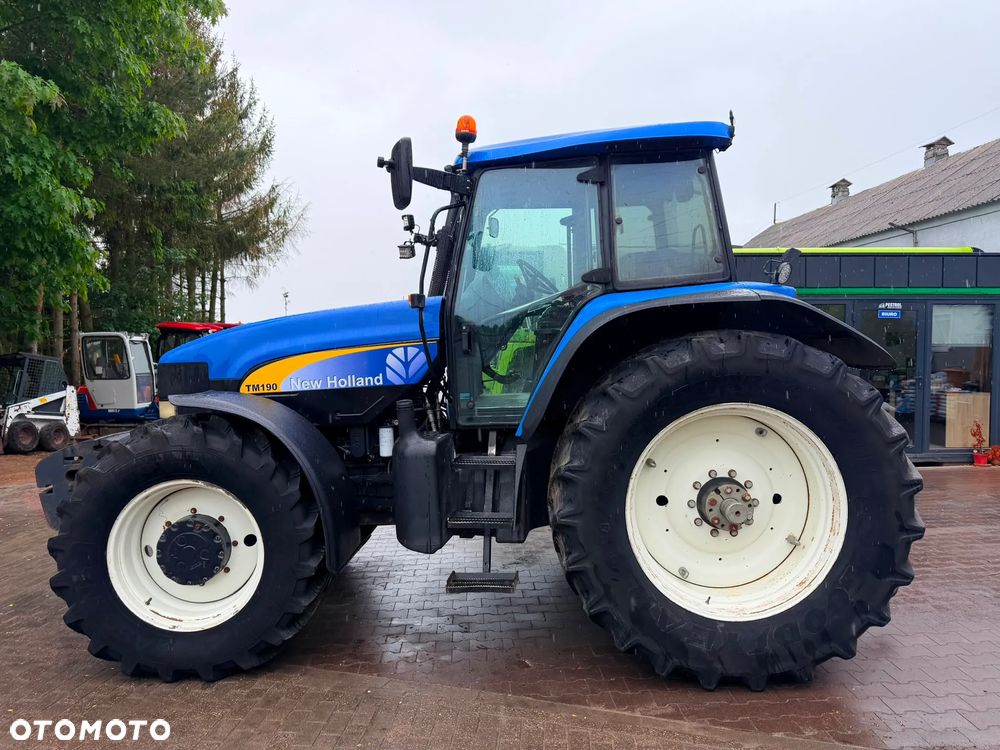 New Holland TM 190 - 3