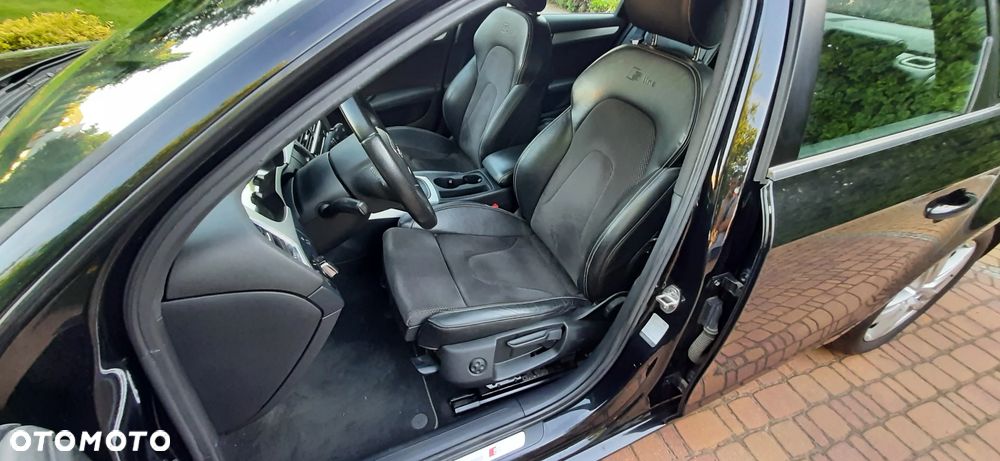 Audi A4 Limousine - 23