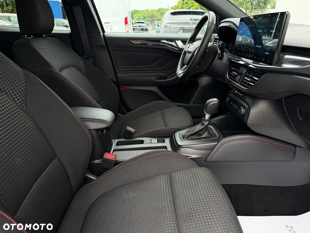 Ford Focus - 26
