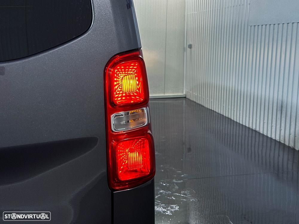 Peugeot e-Traveller 50 kWh Standard - 32