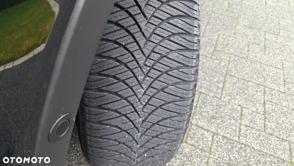 Ford Kuga 1.5 EcoBoost 2x4 Titanium - 37