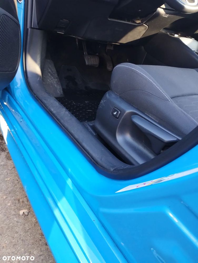 Toyota Corolla - 7