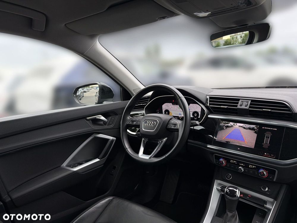 Audi Q3 Sportback - 18