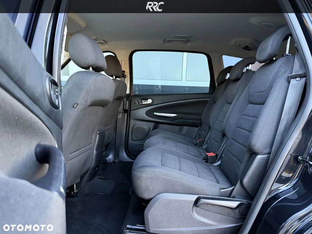 Ford S-Max 2.0 TDCi DPF Titanium - 25