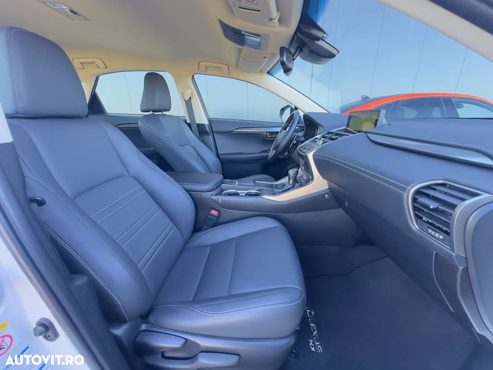 Lexus Seria NX 300h AWD Executive Plus - 23